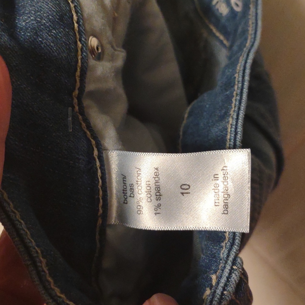 Maurices Starry Blue Jean Shorts, Size 10 - Picture 2 of 4